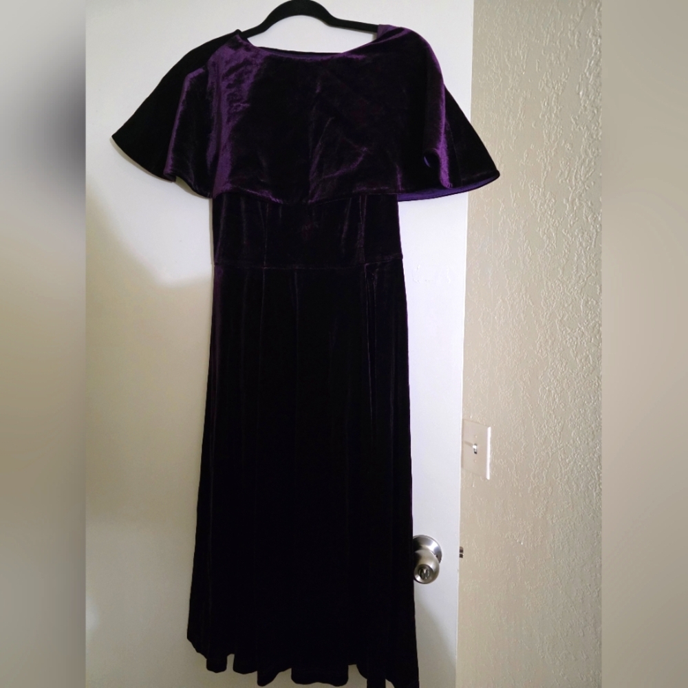 DLChics Grace Cyan Stretchy Velvet Dress